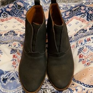 Vintage hard to find Lucky Brand Booties